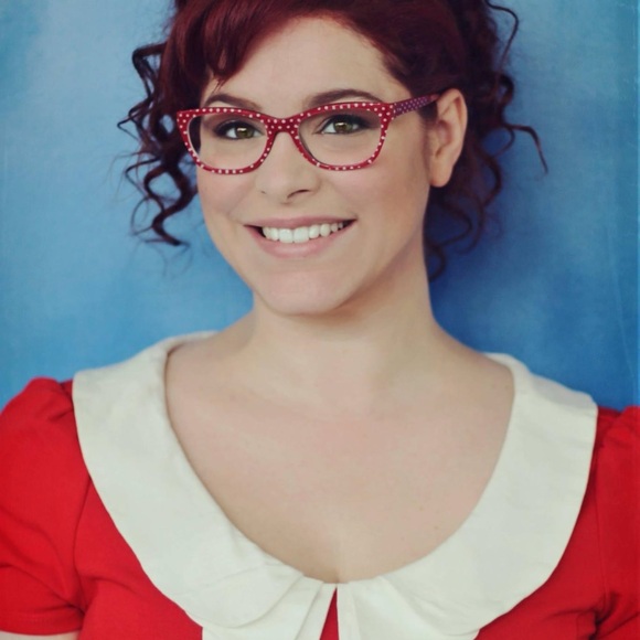 Meet your Posher, Stephanie - Picture 14 of 16